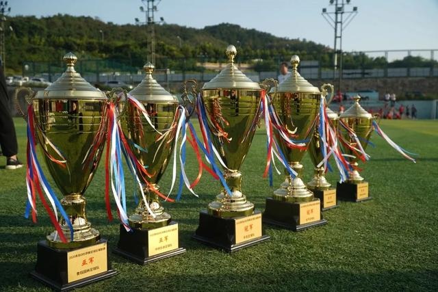 米勒31分黄蜂力克骑士止5连败 篮网险胜奇才